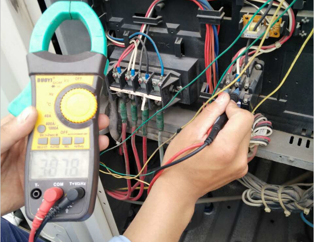 ������{���B(y��ng)�z�y